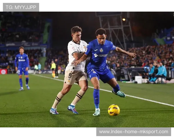 赫罗纳前场推进清晰鲜明持续扩张优势 赫罗纳前场推进清晰鲜明持续扩张优势